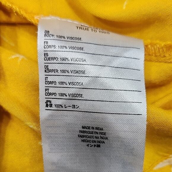 Volcom Yellow Star Camisole Top - Picture 11 of 12